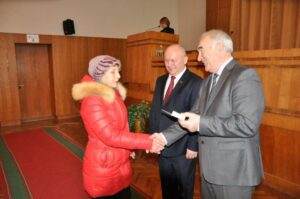 ПЕНТРУ КУРАЖ ШИ ВИТЕЖИЕ