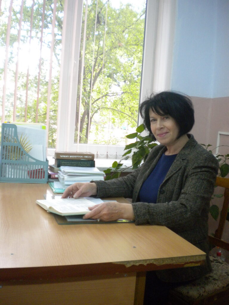 Ын спателе фиекэруй ом се афлэ ун дакэл – ун ом ку хар ши вокацие, ун скулптор де суфлете ши карактере