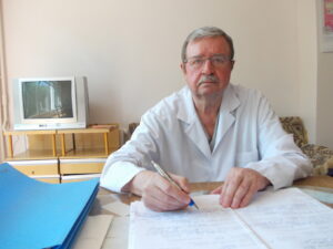 Ун доктор, ун ом, ун мулцумеск!