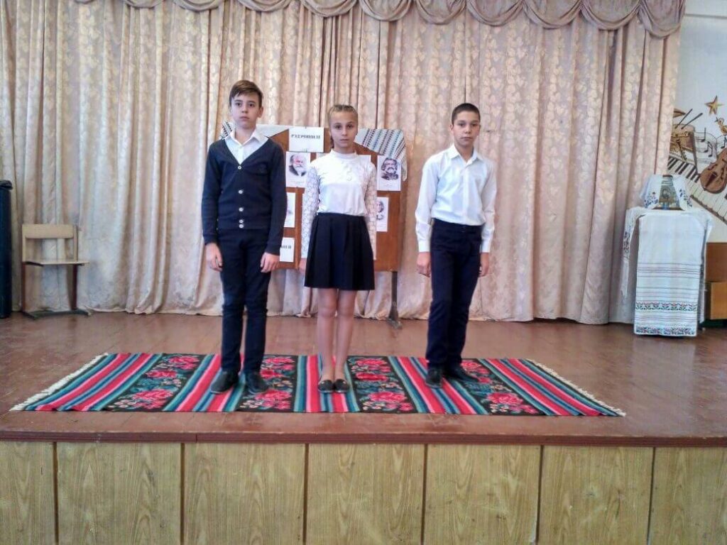 Рэдэчиниле вешничией ноастре