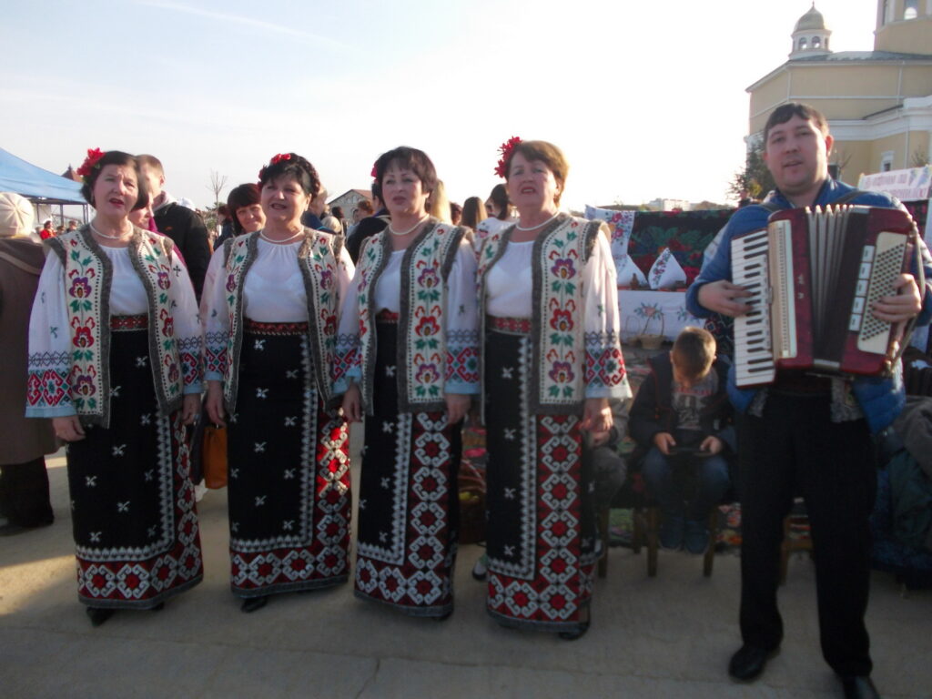 Нистрения — каса ноастрэ комунэ