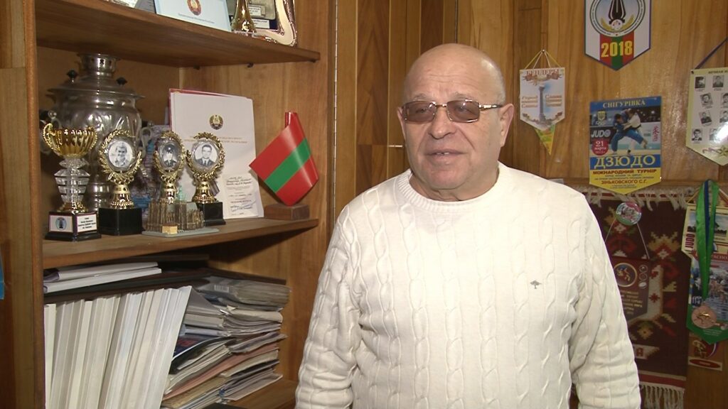 «Лукрэм пентру оамень»