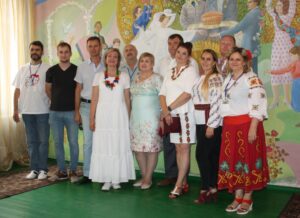 Фестивал ку мирясмэ де мере ши пе ундэ де фолк