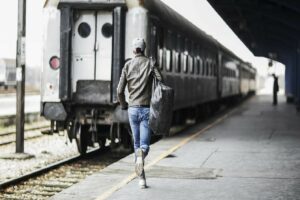 Не вом букура де кэлэторий май ефтине…  ла дистанце марь