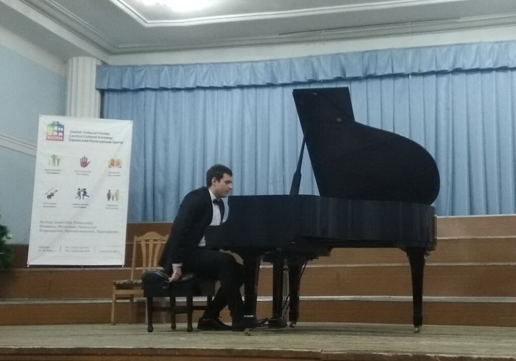 Алексей Амоший: «Сэ-ць плакэ чея че фачь!