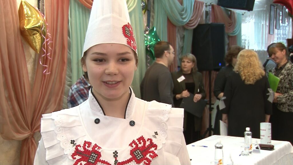  Мэмэлигуцэ де ла чел май бун букэтар