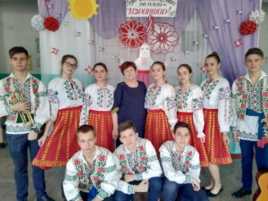 Бун венит ла ной пе плай, Мэрцишор!
