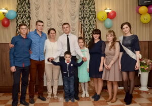 «Суфлетул ми се букурэ кынд копиилор ле мерӂе бине»