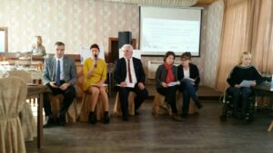 Тоатэ лумя требуе сэ айбэ ачеляшь дрептурь