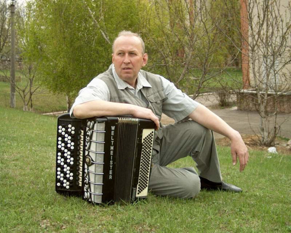 Вяца-й о музикэ ши о мелодие