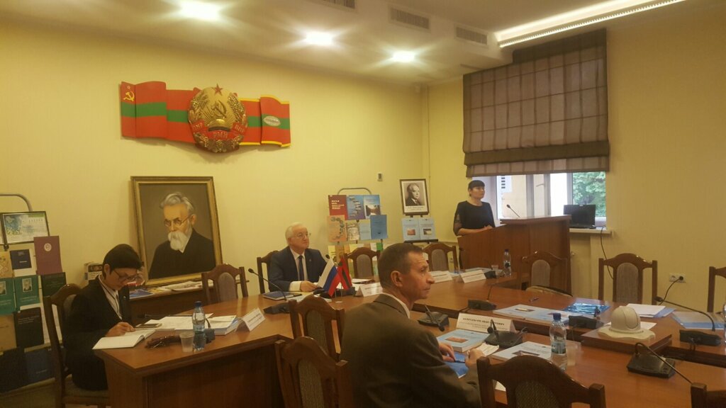 Ын кадрул Порцилор Дескисе