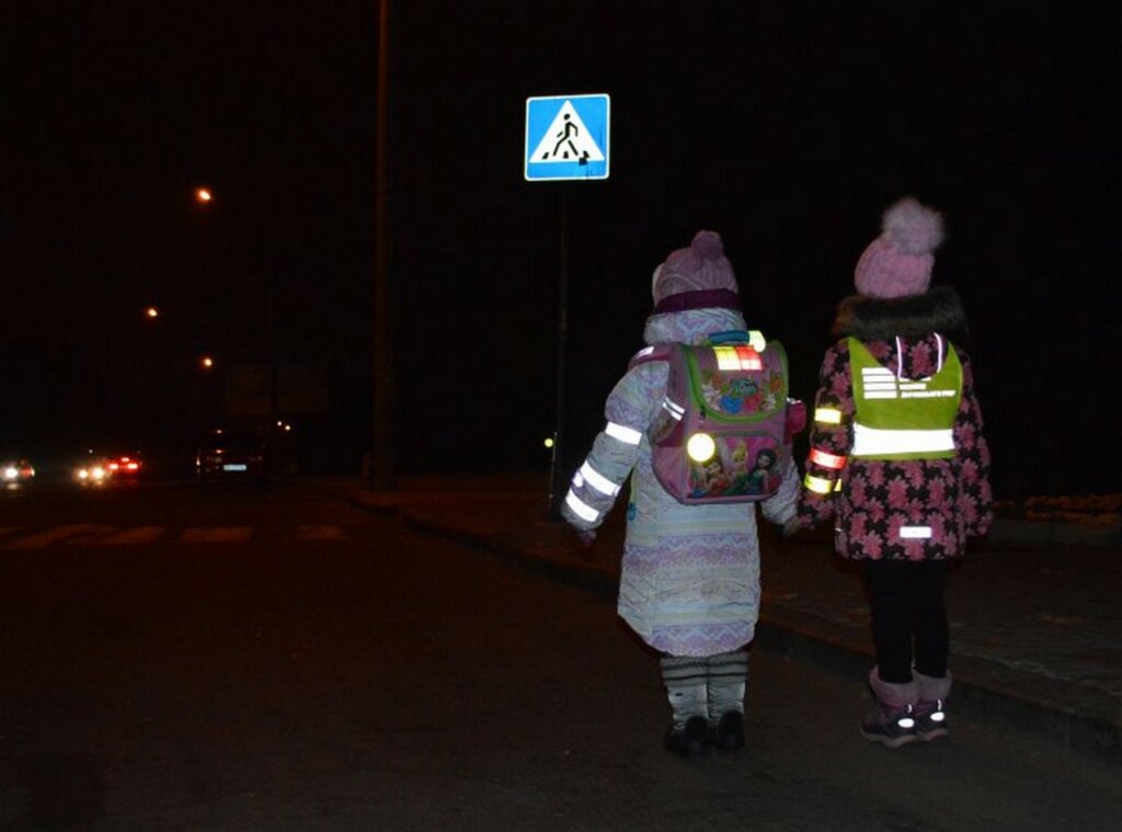Елементеле рефелекторизанте  салвязэ вяца!