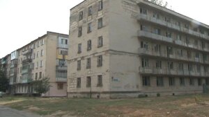Кэминеле вор фи репарате. Ын 3-5 ань