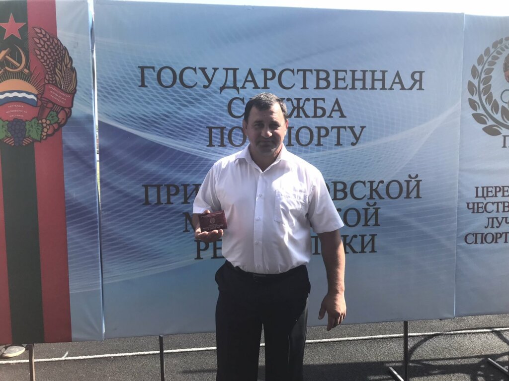 Пасиуне трансмисэ дин татэ ын фиу