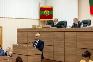 Ын кадрул шединцей пленаре