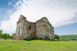 Бисерика — локул ын каре омул ышь одихнеште суфлетул