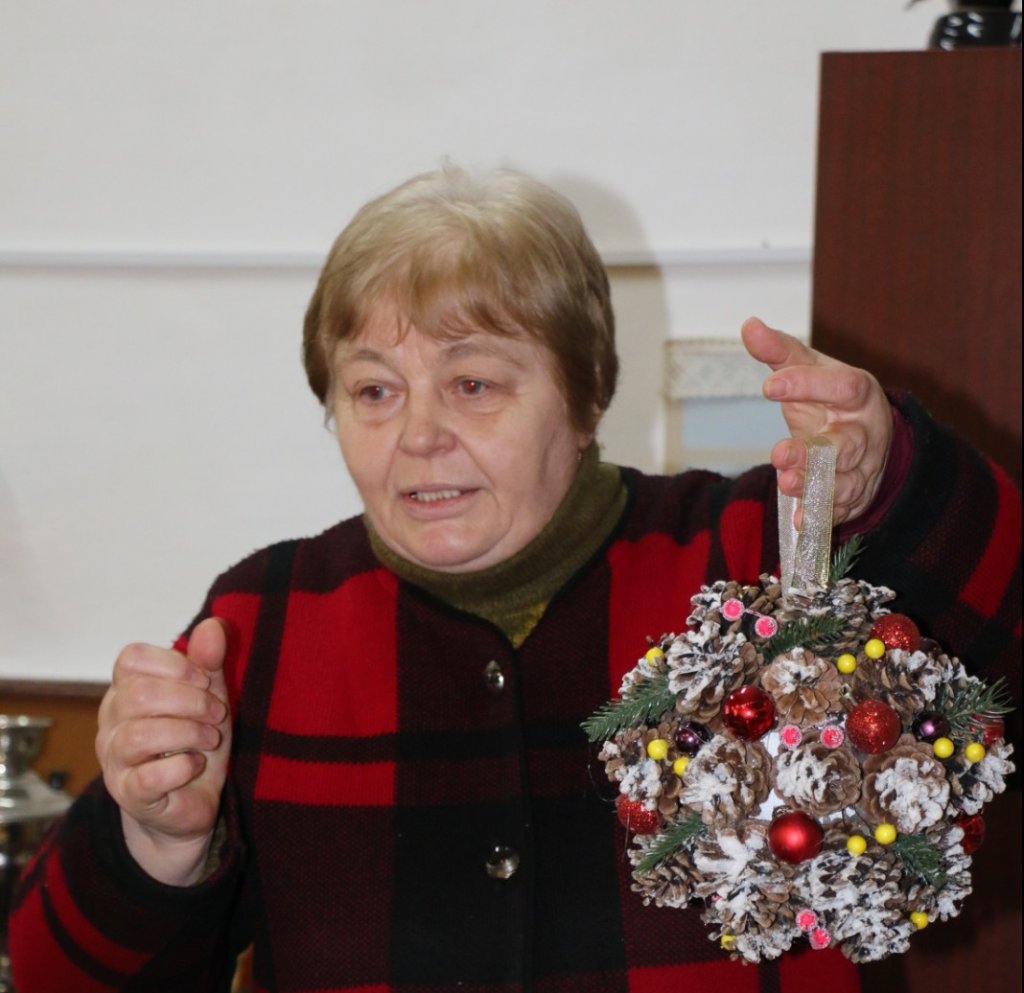 Дой мотань суб ун чер ынстелат де ярнэ