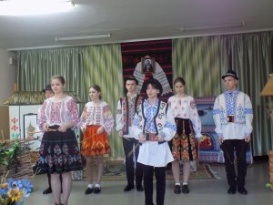 Пэстрэм лумя минунатэ а артей популаре