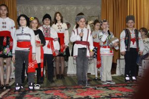 Пэстрэм традицииле ши промовэм фолклорул