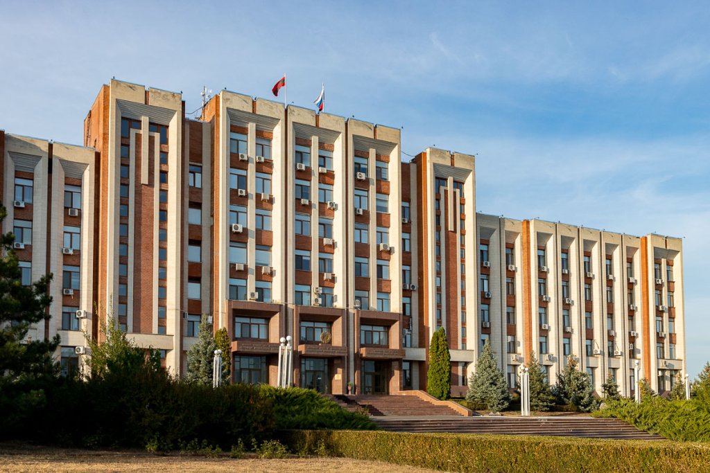 Пе аӂенда де лукру а Гувернулуй