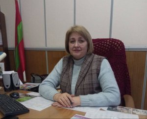 Ку о историе богатэ ши ун презент демн