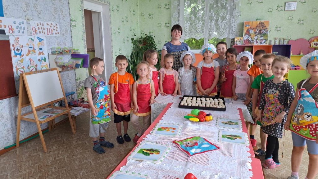 Повестя пыний де пе масэ