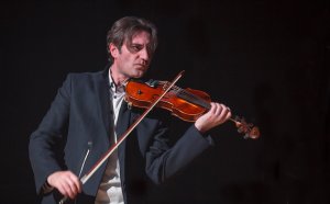 Кынд аркушул алинтэ виоара