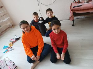 Фэуриторь де минунь!