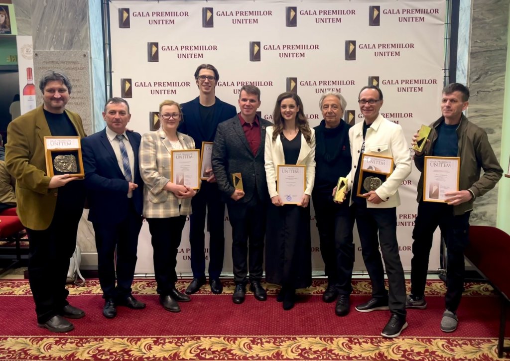 Gala Premiilor Unitem: трей премий пентру акторий нистрень