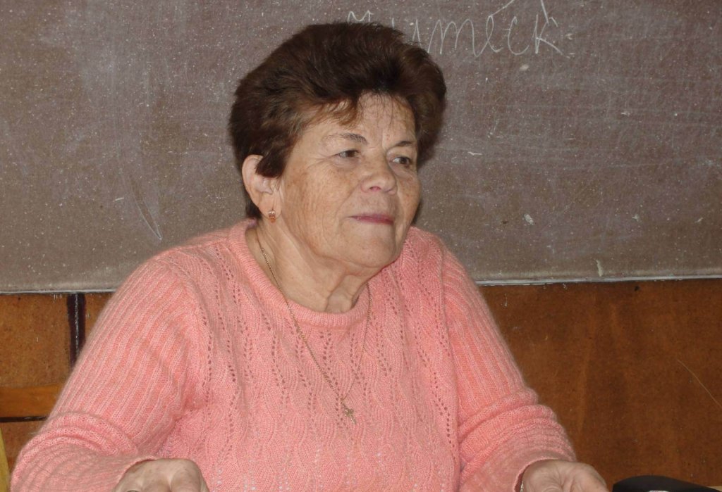 Дой трандафирь ын аминтиря омулуй драг