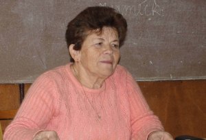 Дой трандафирь ын аминтиря омулуй драг
