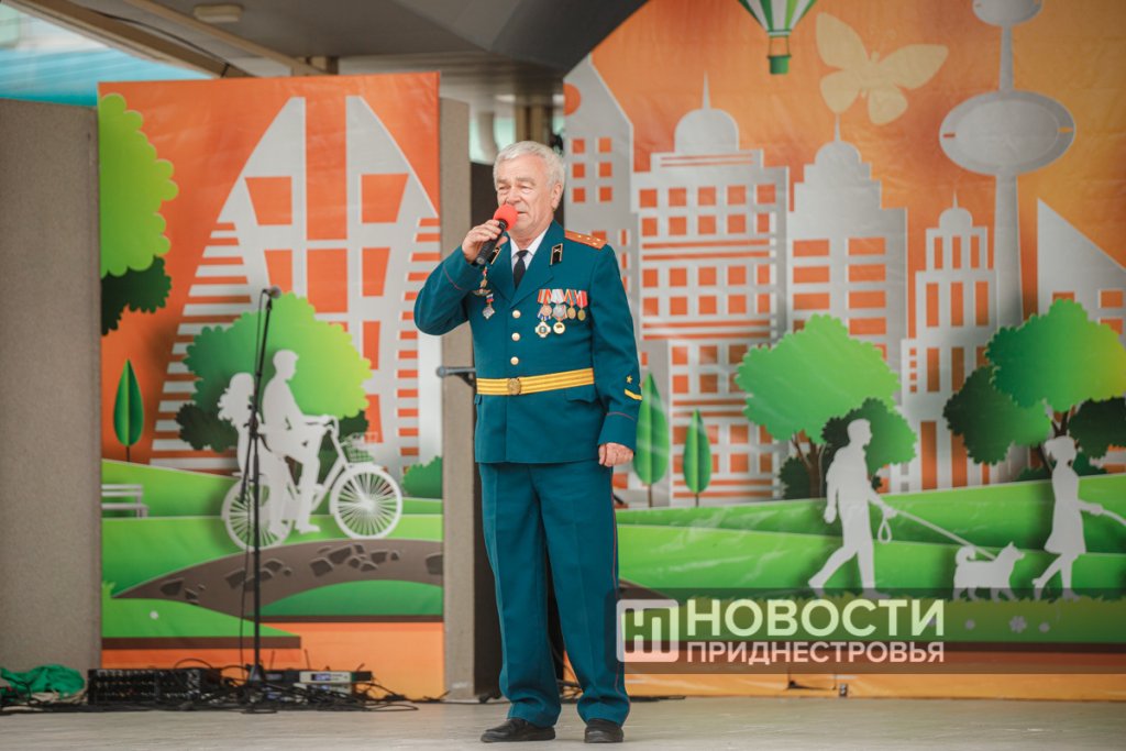 Музика не адунэ