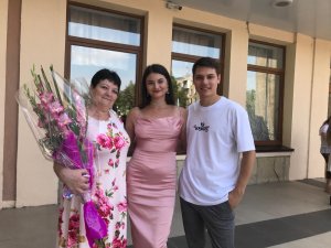 «Сакрэ ши куратэ ымь вой пэстра арта»