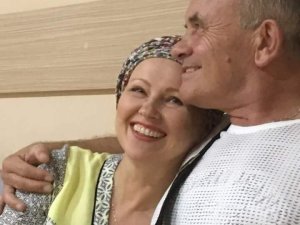 Повестя Аней ын «Октомбрие роз»