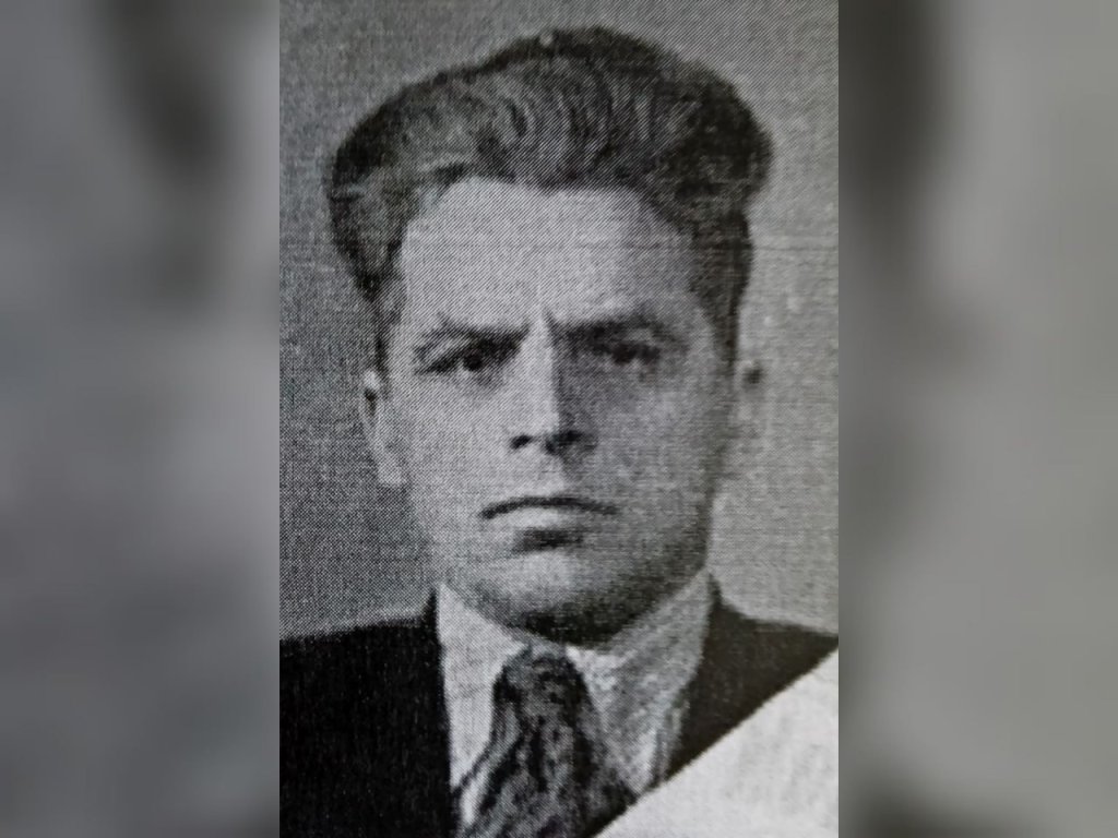 Демн фечор ал плаюлуй