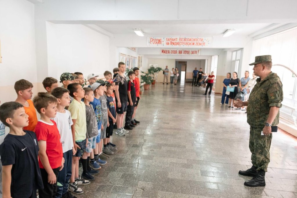 Ла шкоала адевэрацилор бэрбаць