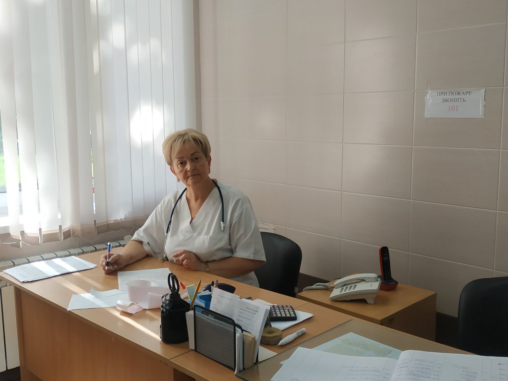 Се дедикэ труп ши суфлет месерией сале