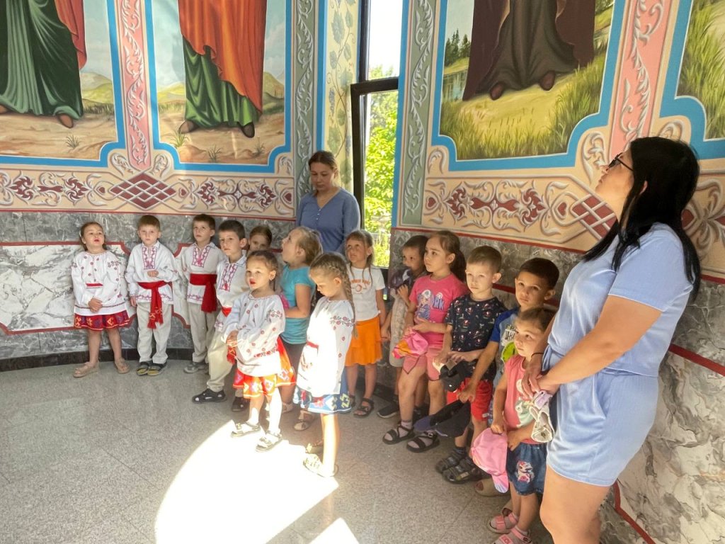 Пэстрэторь ай валорилор сакре