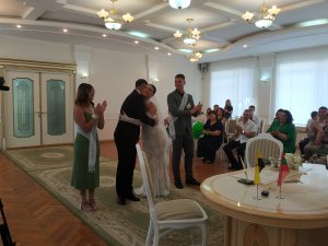 О зи деосебитэ, о зи феричитэ