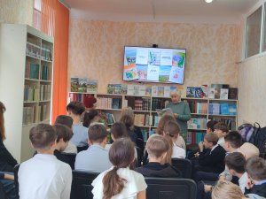Ынтылнире ку поець, кэрць ши дестине
