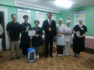 Бэтэлие кулинарэ ла УСН!