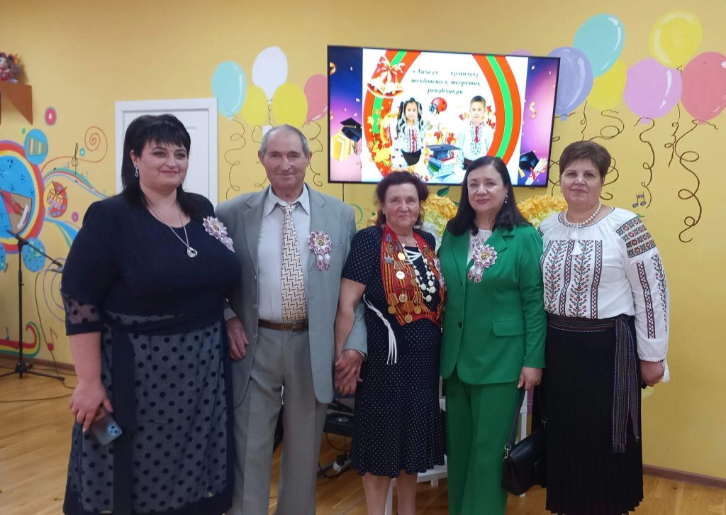 Дойне пентру о инимэ де молдовянкэ