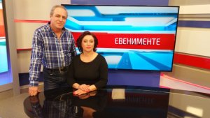 Журналиста ын суфлетул кэрея а интрат о луме ынтрягэ
