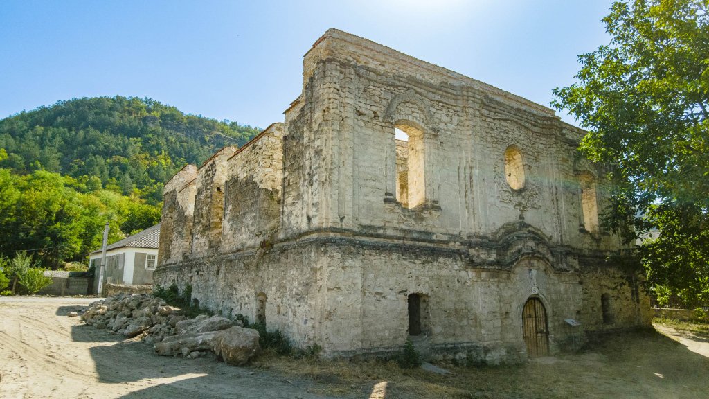 Каменка: оазэ де пятрэ