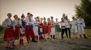 Попорул нистрян: цесут динтр-о пынзэ деосебитэ